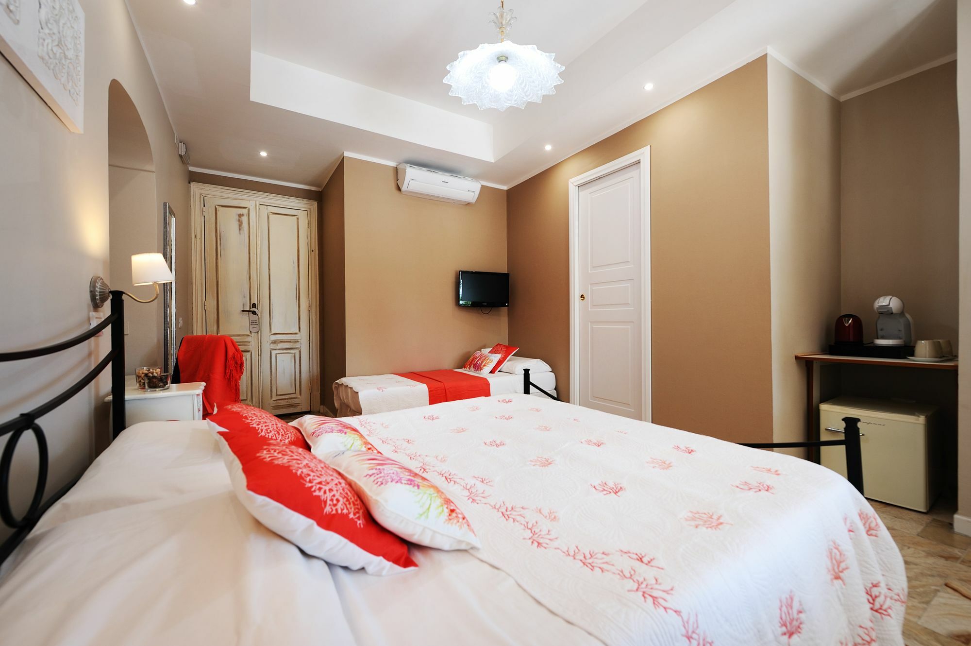 Onda Marina Rooms Кальяри Экстерьер фото